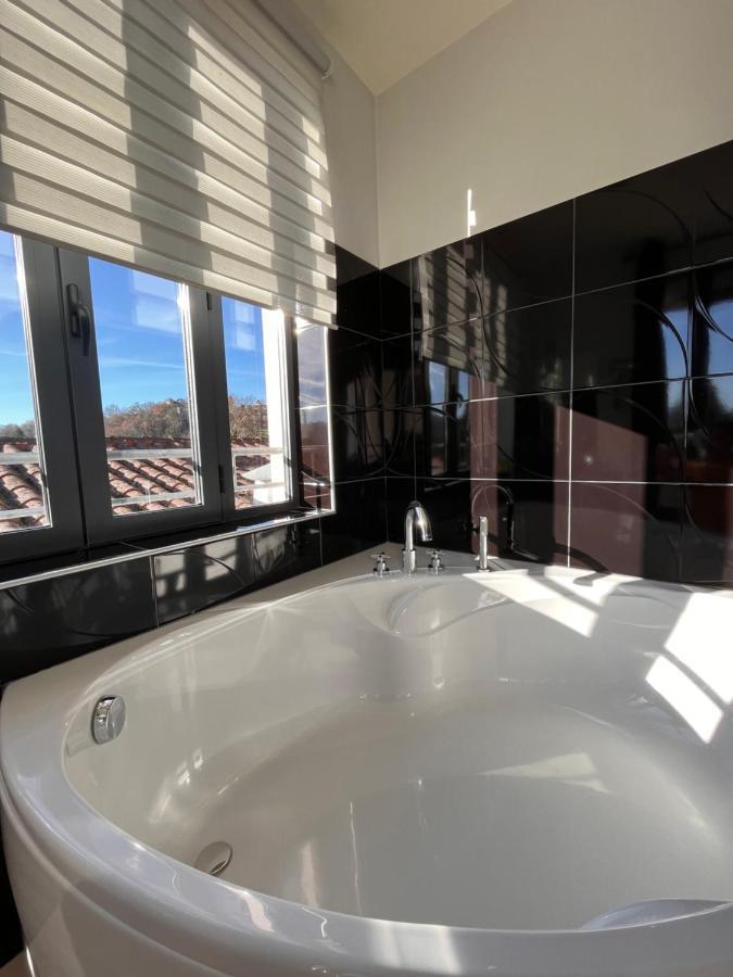 Le Vinois Hotel Caillac Luaran gambar