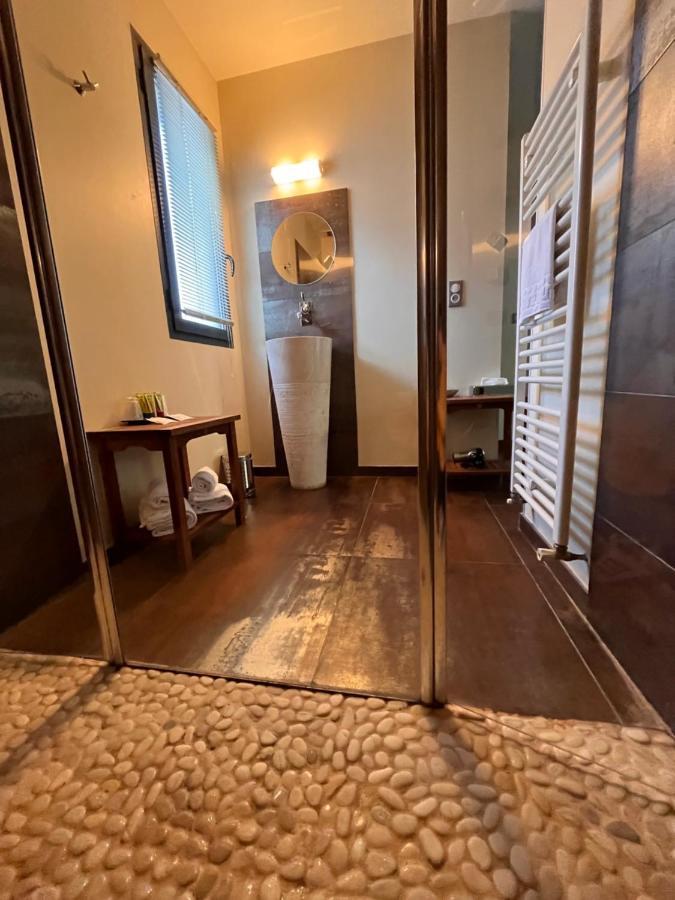 Le Vinois Hotel Caillac Luaran gambar